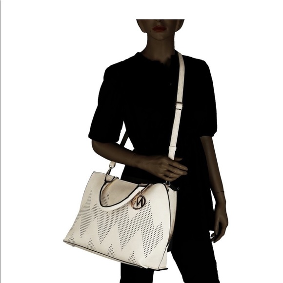 Brand New With Tags - Picture 3 of 4